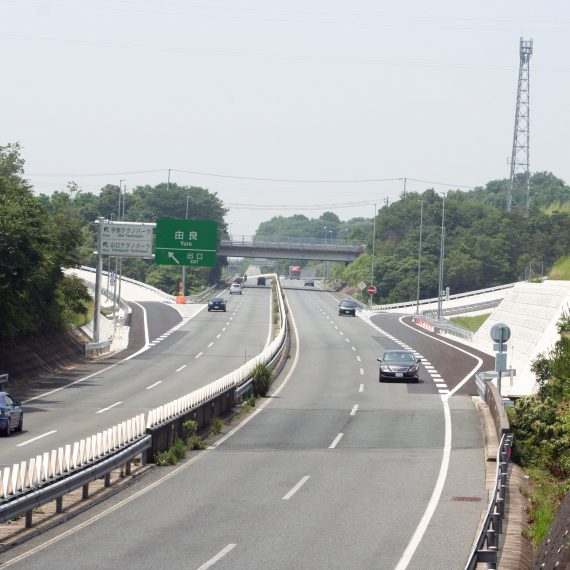 山口宇部線（旧宇部有料道路）由良I.C.フルインター化