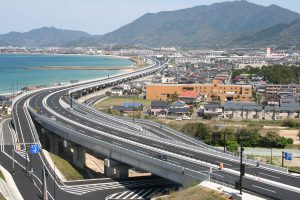下関北バイパス完成（下部写真と同じ場所から撮影）