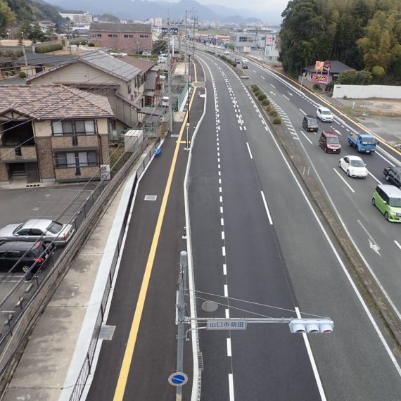 厚東川工業用水道改良事業送水管布設(厚東川横断管)工事が完成しました。